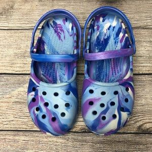 light blue tie dye crocs